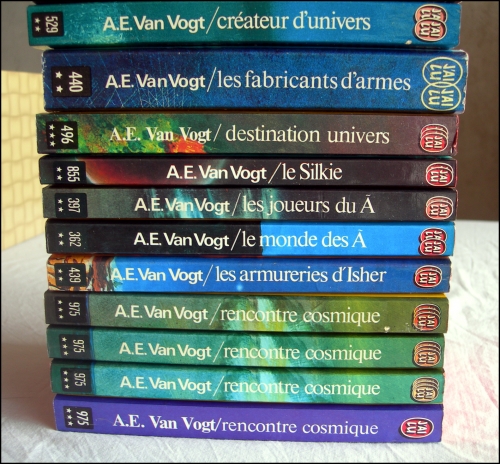 alfred elton van vogt,a.e van vogt,rencontre cosmique,armureries d'isher,destination univers,créateurs d'univers,rull,guerre contre le rull,le silkie,le colosse anarchique,science-fiction,j'ai lu,poche,poches